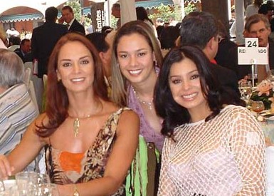 Con Lupita y Yadira